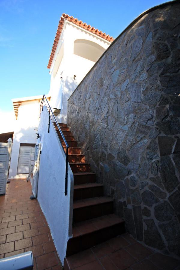 Wunderschoenes Kleines Apartment Fuer 2 Personen Mit Idylischen Blick Ins Gruene Cala Galdana  Dış mekan fotoğraf